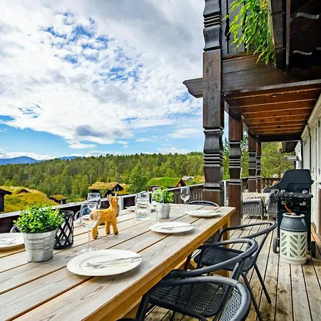 Traditional With Turf Roof Near Semesterbostad *