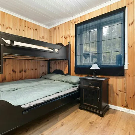 Traditional With Turf Roof Near * Stryn